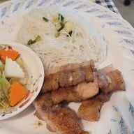 ป้าเก๋แหนมเนือง