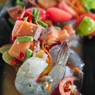 ส้มตำครกใหญ่ คลองวาฬ