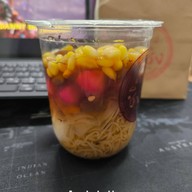 ชิงชิง ขนมหวานไทย-จีน เยื้องข้ามวิทยาลัยพยาบาล