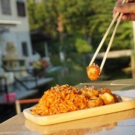 สถานีริมน้ำ🕊 เบอร์เกอร์ เคบับ กาแฟสด ชา ฮาลาล