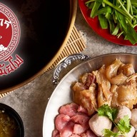 เกรียงไกรเนื้อตุ๋นหม้อไฟ (ก๋วยเตี๋ยวเนื้อตุ๋น/หมูตุ๋นและอาหารจานเดียว) สะพานพระรามห้า