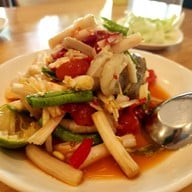 สวนผักแว่น Cafe & Bistro