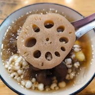 ชิงชิง ขนมหวานไทย-จีน เยื้องข้ามวิทยาลัยพยาบาล