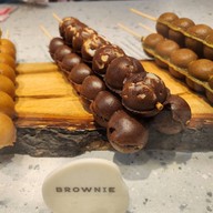 Waffleful วาฟเฟิลเสียบไม้เจ้าแรกในไทย ซีคอนศรีนครินทร์