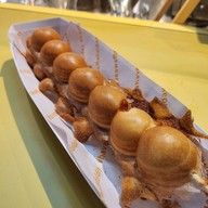 Waffleful วาฟเฟิลเสียบไม้เจ้าแรกในไทย ซีคอนศรีนครินทร์