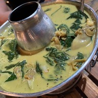 เมนูของร้าน ช ช้าง ร้านอาหารและคาเฟ่