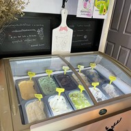 Blue Bell cafe in the Garden ชลบุรี