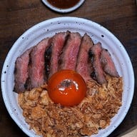 CHUNN ฉัน Ekamai