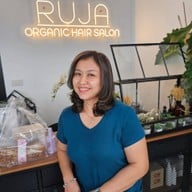 RUJA SALON