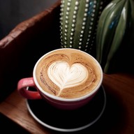 Coffee bar Let's Roll กะตะ