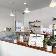 I Tim Baan Yaii ไอติมบ้านยาย