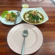 ล่อคุ้ง