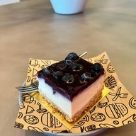 Coffee bar Let's Roll กะตะ
