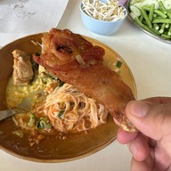 ร้านคุณปุ้ม -