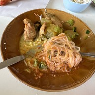 ร้านคุณปุ้ม -