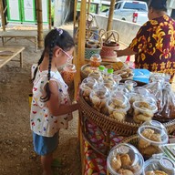 ตลาดน้ำดอกโสน