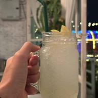 Lakehouse Café & Restaurant เลคเฮ้าส์ คาเฟ่ ประเวศ