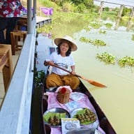 ตลาดน้ำดอกโสน