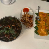 Lakehouse Café & Restaurant เลคเฮ้าส์ คาเฟ่ ประเวศ