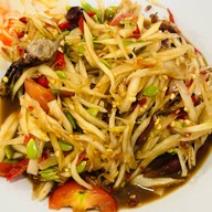 ส้มตำกระถิน ตำติด ตำต่อ