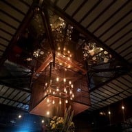 Mott 32