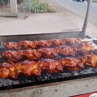 จิระภา ไก่หมุนหมักน้ำผึ้ง หน้าโลตัส อรัญประเทศ