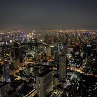 คิง พาวเวอร์ มหานคร