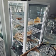 เดอะไลท์เฮ้าคาเฟ่ ประชาอุทิศ90