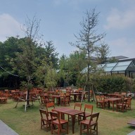 บรรยากาศ Take A Breath Cafe and Eatery