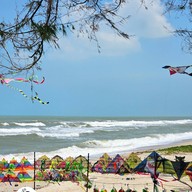 บรรยากาศ หาดสมิหลา Samila Beach