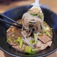 เมนูของร้าน ก๋วยเตี๋ยวเรือพ่อมะลิ สาขาเซ็นทรัลนครปฐม