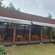 บรรยากาศ Take A Breath Cafe and Eatery