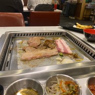 Kantar BBQ - กันธาบาร์บีคิว ปิ้งย่างเกาหลี สาธุประดิษฐ์