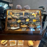 โคเล เบเกอรี่ บาร์ สำนักงานใหญ่