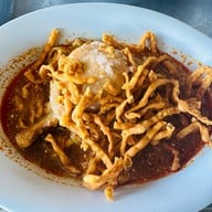 ข้าวซอยแม่มณี