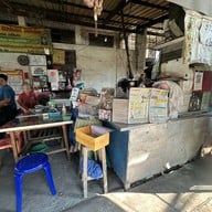 ข้าวซอยแม่มณี
