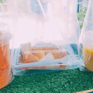 ร้านโปรด ชานม กะ หน๋มปัง