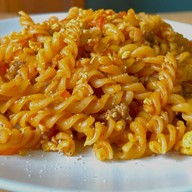 สปาปัง (สปาเก็ตตี้ มาม่าไข่กุ้ง ปังพิซซ่า)