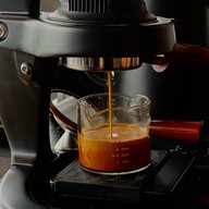 NN Coffee Slow Bar ตลาดถนอมมิตร