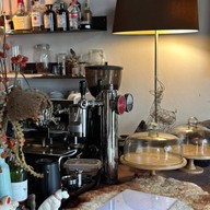 Dedicate Flower's Cafe