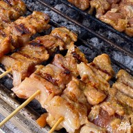 หมูย่างจ่าโรจน์