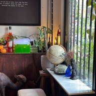 Dedicate Flower's Cafe