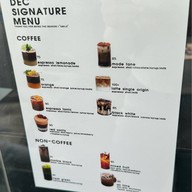 December dec. Cafe' (คาเฟ่เด๊กซ์)