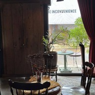 Dedicate Flower's Cafe
