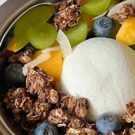 Choobidoo Greek Yogurt (그릭 요거트) กรีกโยเกิร์ตและ ACAI BOWL