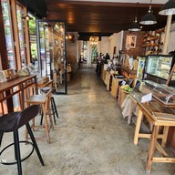 บรรยากาศ Beside you cafe Singburi