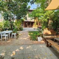 บรรยากาศ Beside you cafe Singburi