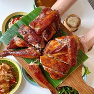 ไก่ย่างเสือใหญ่ กรุงเทพกรีฑา