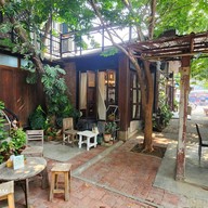 บรรยากาศ Beside you cafe Singburi