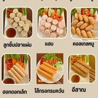 ลูกชิ้นวรารัตน์สาขาเมืองปราจีน(7/11ตรงข้ามแม็คโคร)